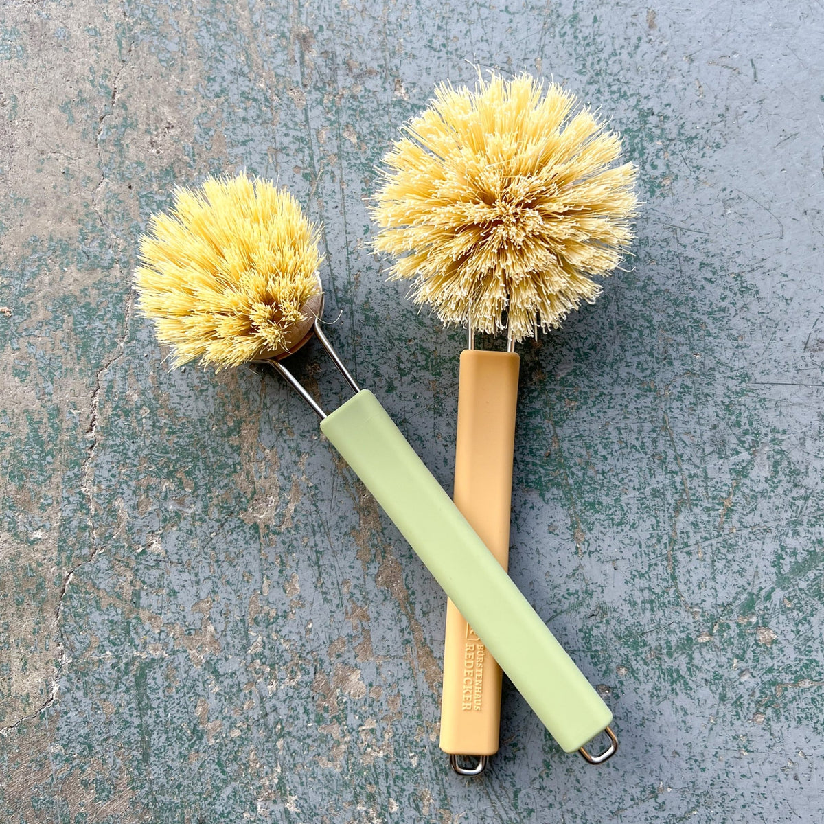 Dish Brush — Silicone + Natural Bristle Head