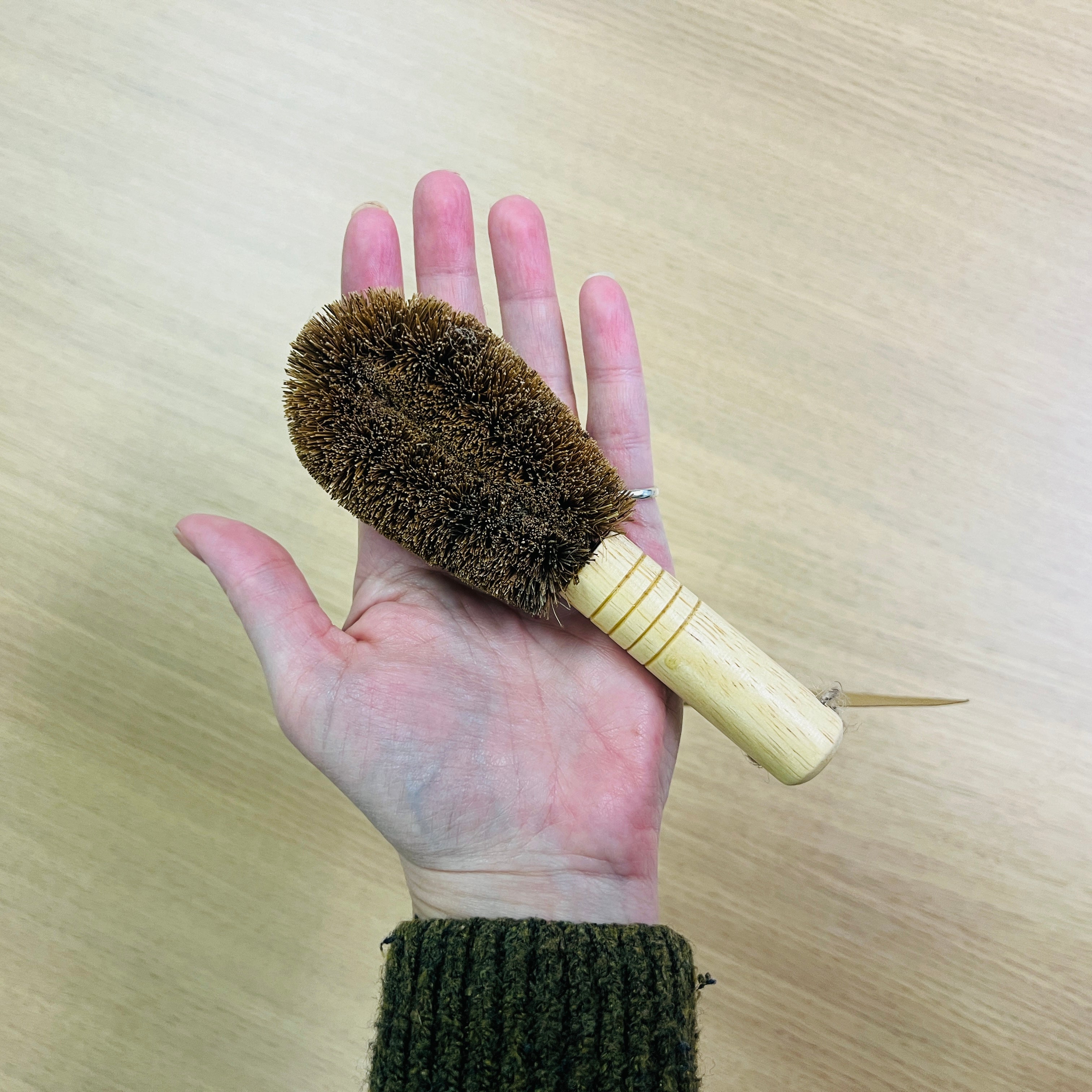 Cleaning Brushes: Coir