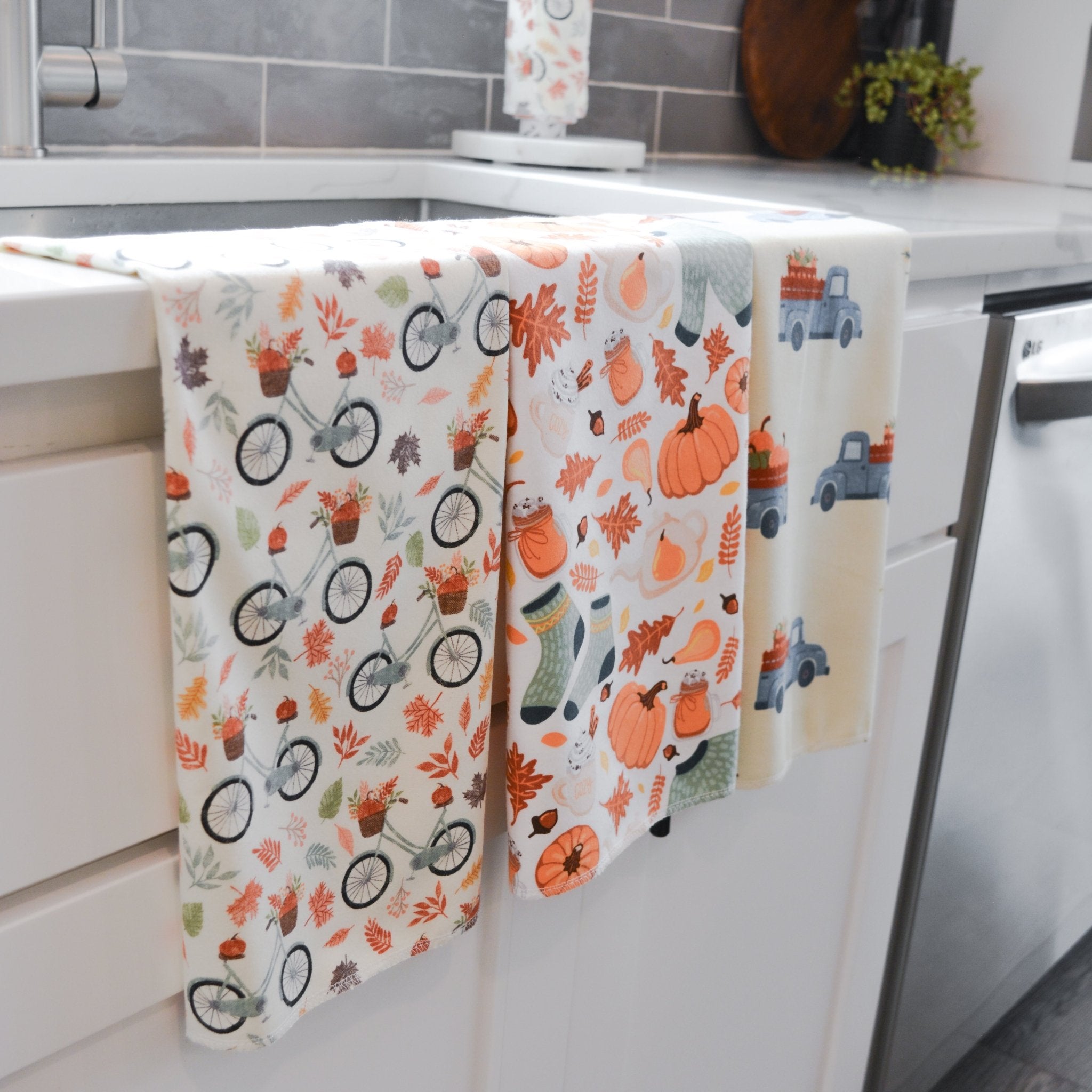 Kitchen Tea Towel: Pumpkin Patch Prints - Marley's Monsters